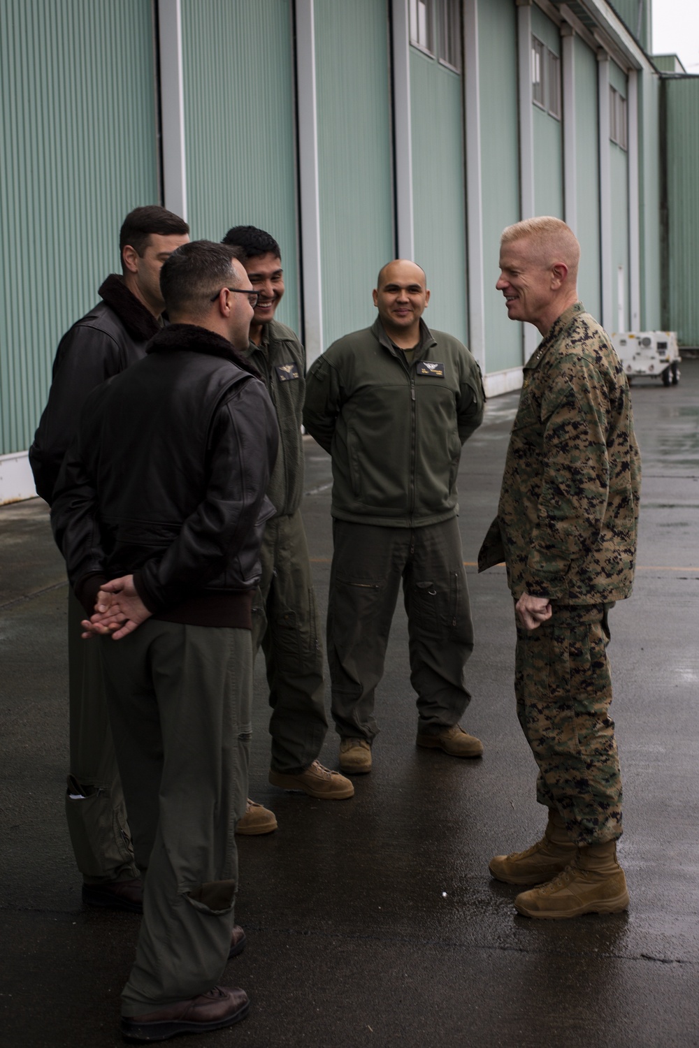 Maj. Gen. Paul J. Rock Jr. visits U.S. Marines with VMM-265 during Exercise Forest Light Western Army