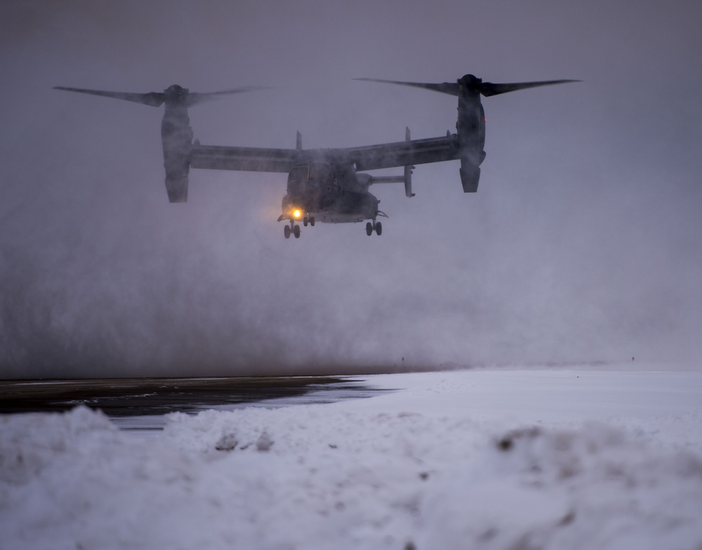 CV-22 Osprey snowy landing