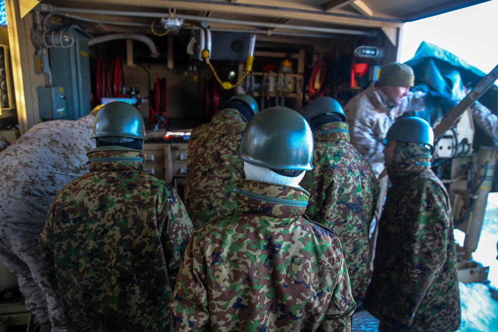 Vehicle Tour with the JGSDF at Northern Viper 2020