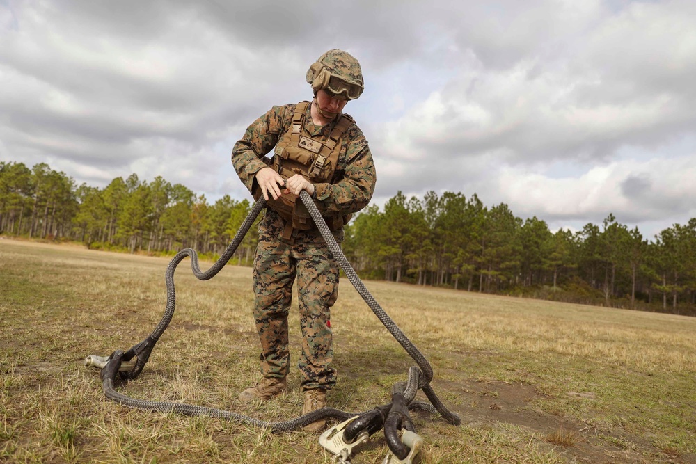 CLB 22 and 22nd MEU Helicopter Support Team Training