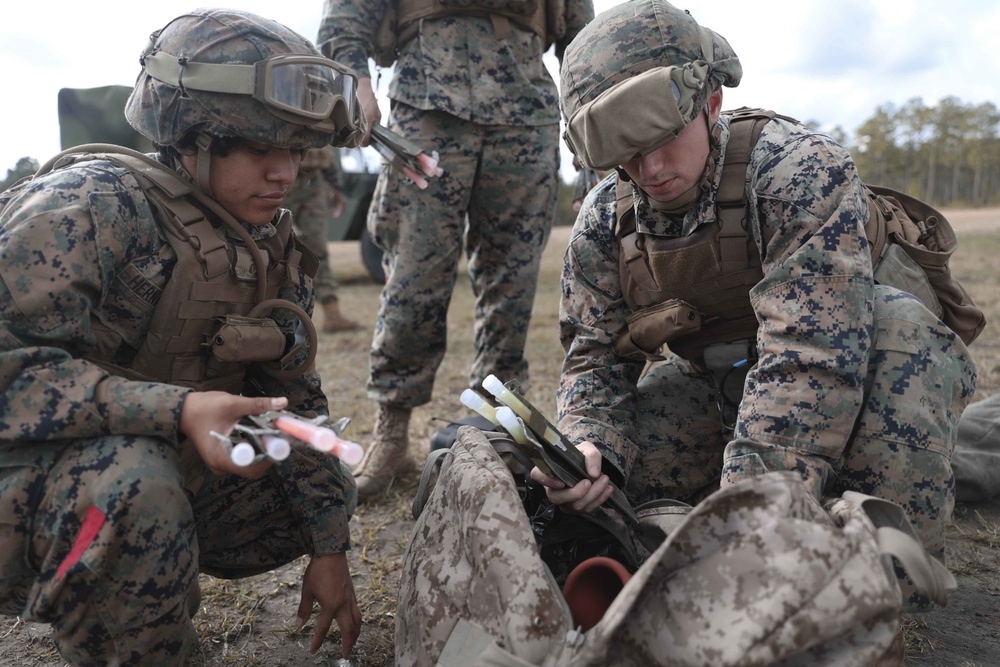 CLB 22 and 22nd MEU Helicopter Support Team Training