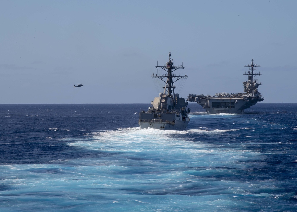 USS Paul Hamilton (DDG 60)