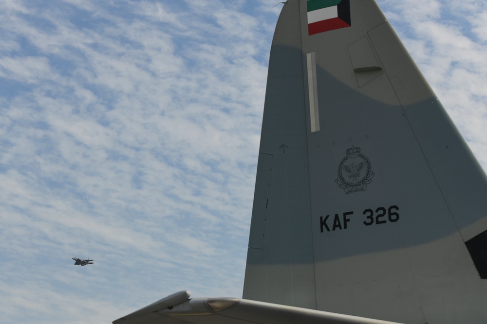 U.S. military participates in Kuwait Aviation Show