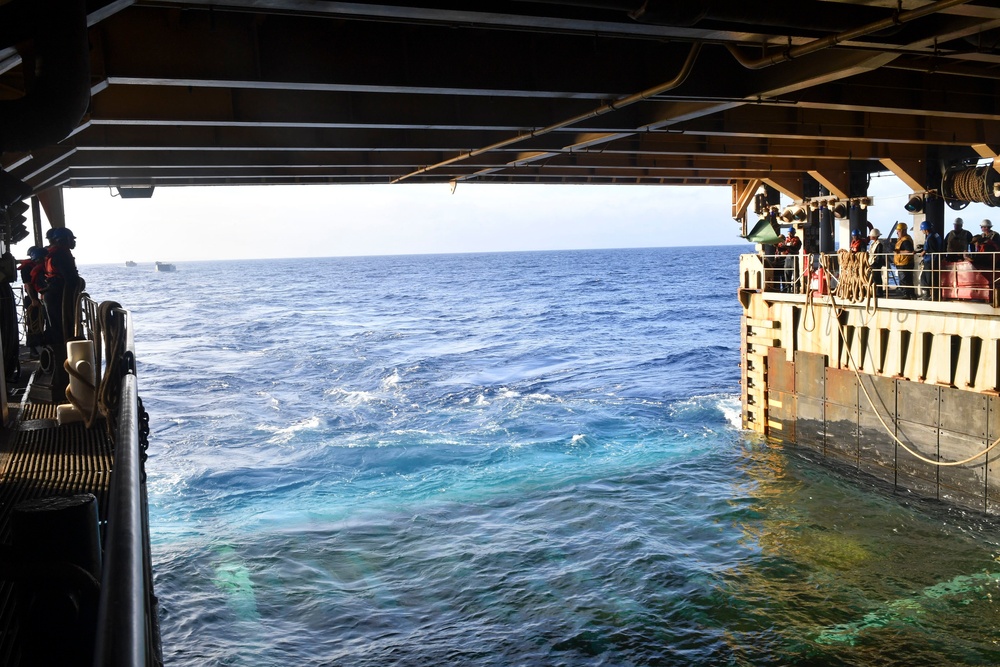 USS Germantown (LSD 42) well-deck operations