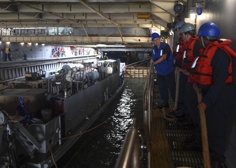 USS Germantown (LSD 42) well-deck operations