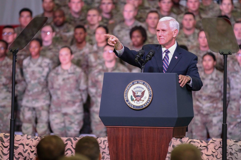 Vice President Mike Pence visits Soldiers at Fort Hood 29 Oct