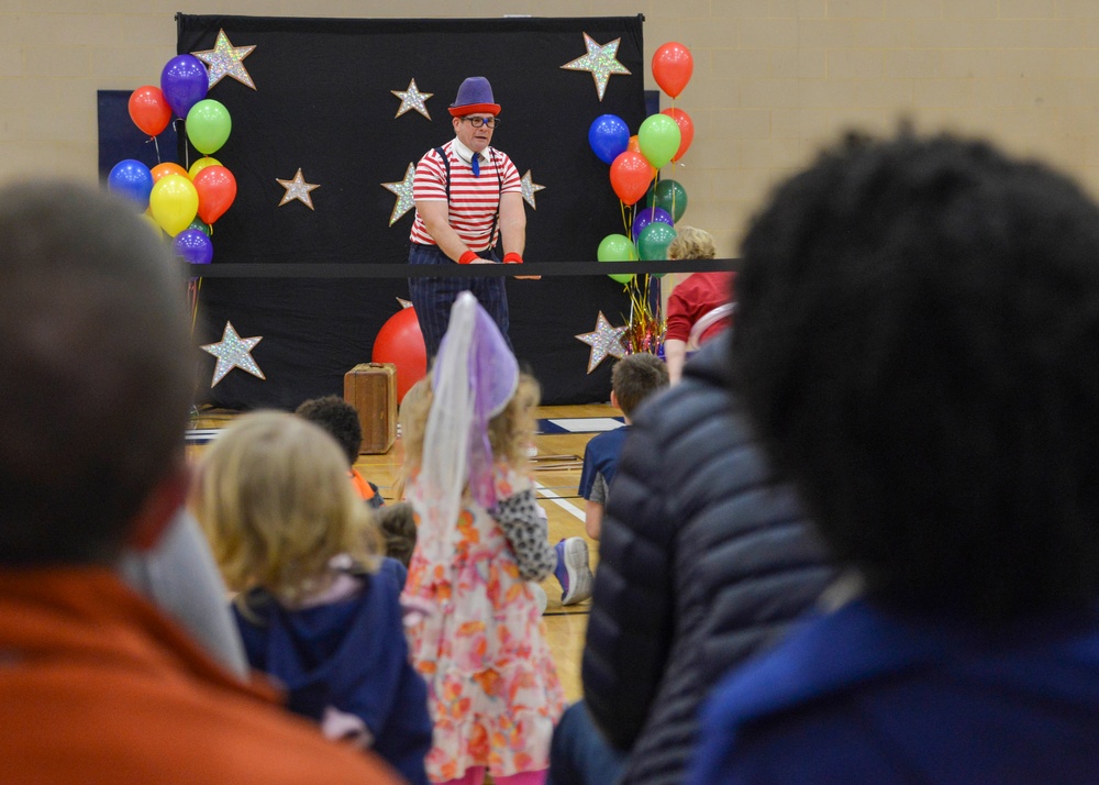 MWR Circus Show and School