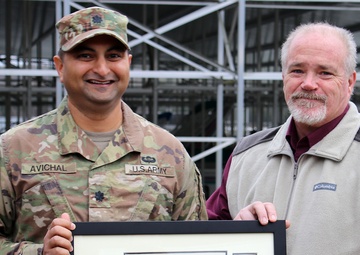 Commander recognizes life saver at Cordell Hull Lake