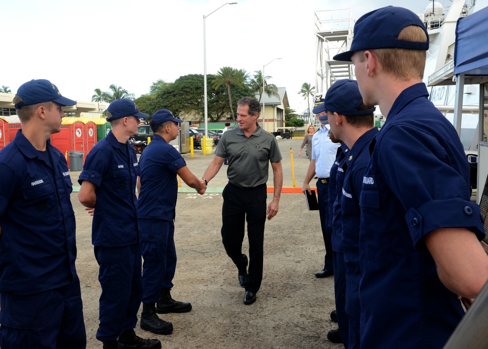 New Zealand ministry of defense delegation visits Coast Guard Cutter Kimball