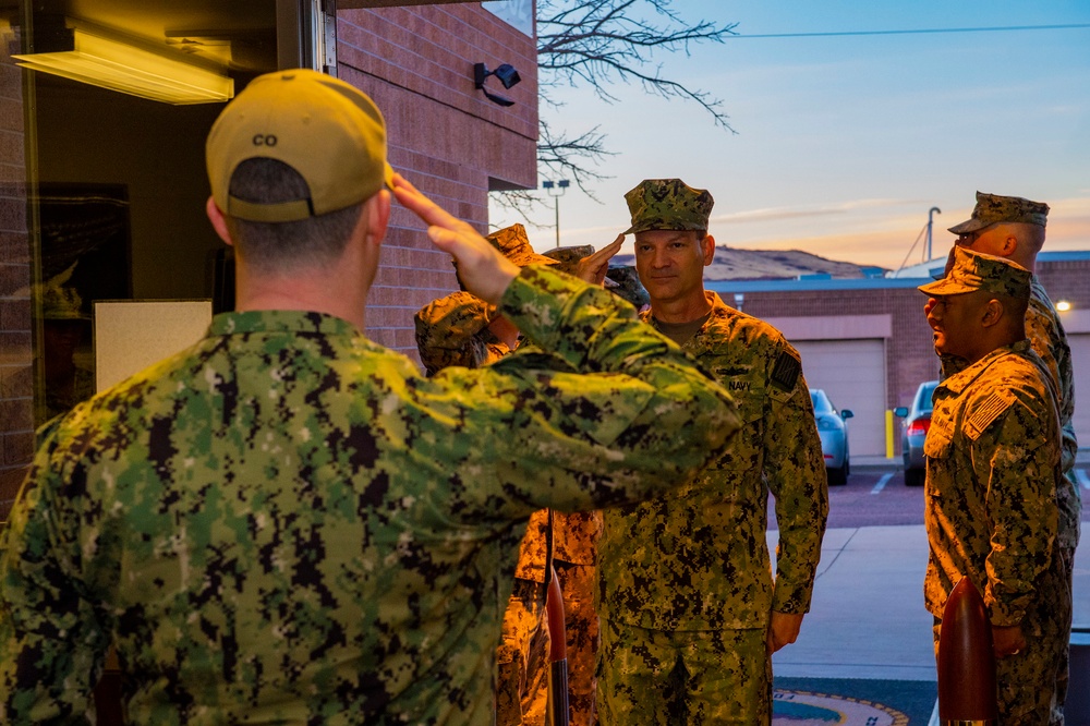 COMMANDER NAVY RESERVE FORCES COMMAND VISITS ROCKY MOUNTAIN NAVY