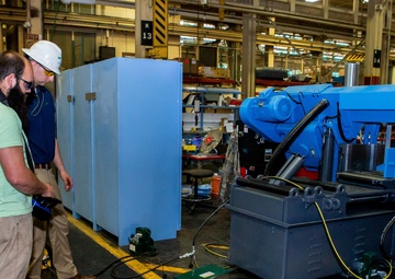 NNSY Brings Newly Acquired Heavy Lifting Device to the Waterfront