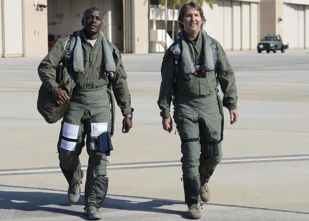 Fox News flies with NORAD F-15 for Super Bowl LIV training flight