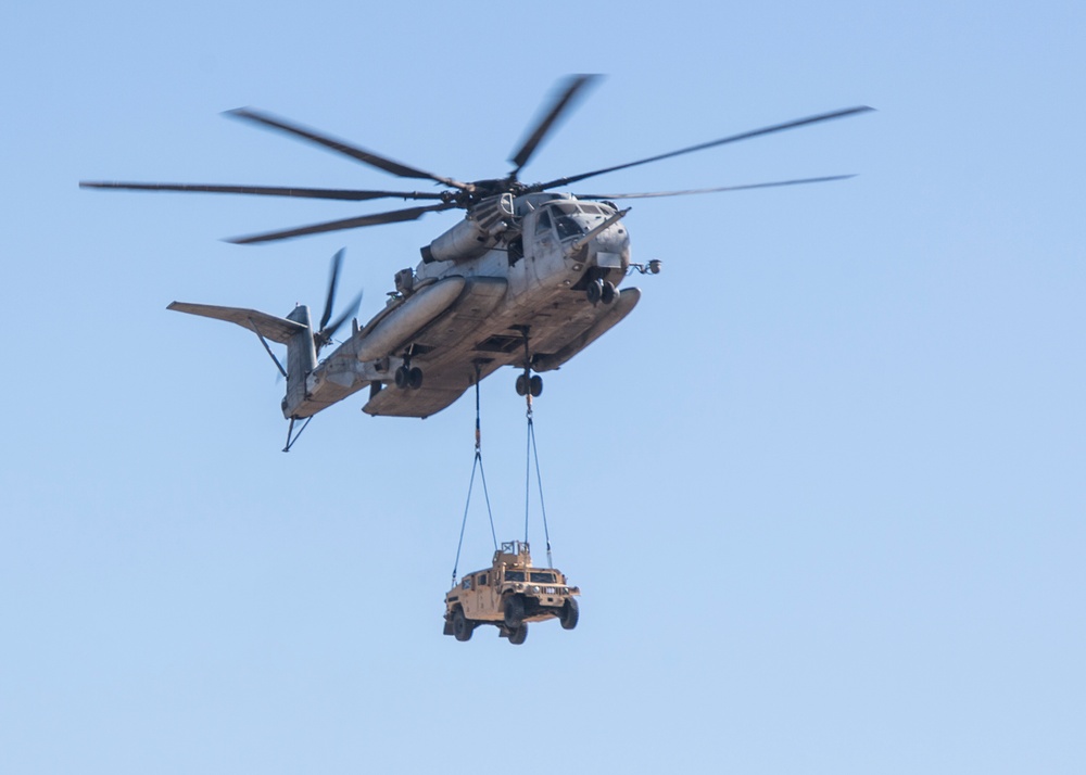 DVIDS - Images - Exercise Winter Fury: Marine Heavy Helicopter