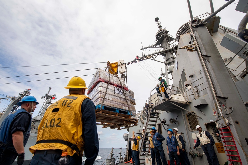 USS Lassen (DDG 82) transits the Arabian Sea