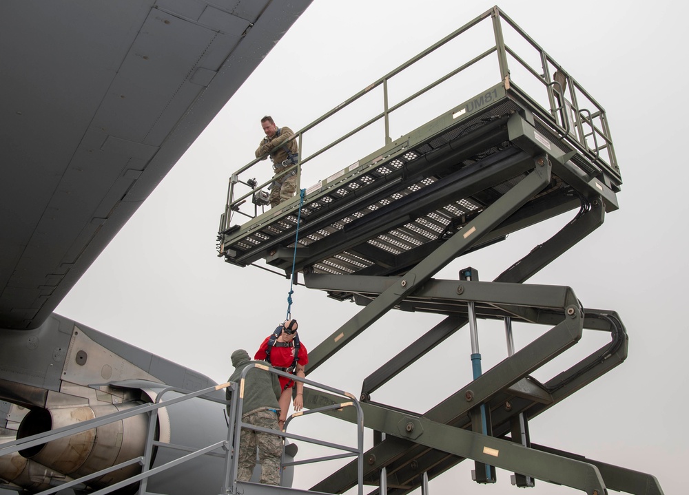726th AMS conducts fall protection exercise