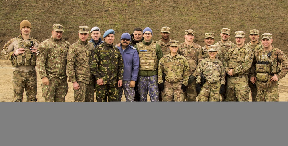 Soldiers with the 382nd Military Police Detachment and Romanian armed forces train together