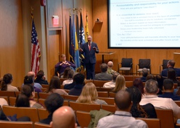 NSWCPD Kicks Off Leadership and Innovation Speakers Series