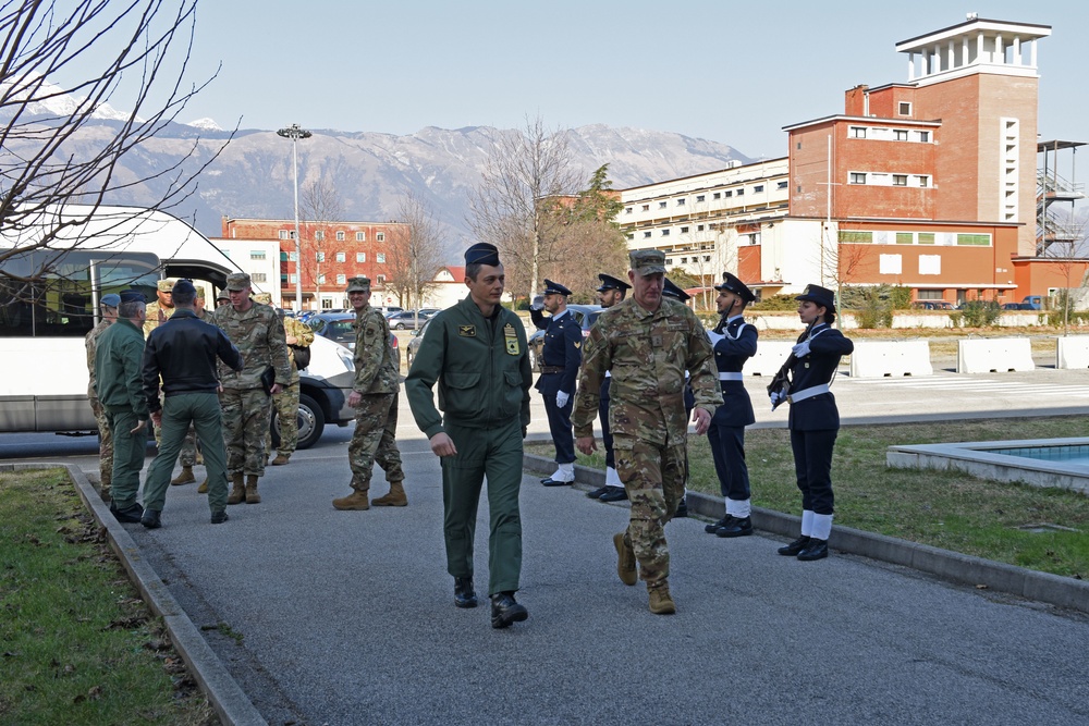 USAF Expeditionary Center leadership visits 724th AMS