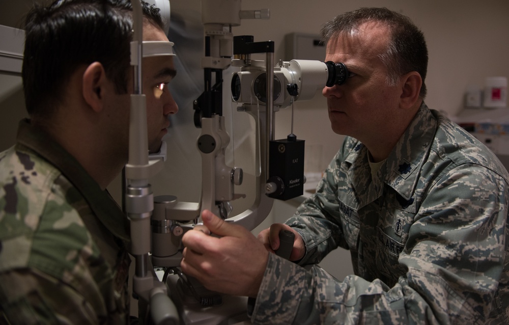 Eyes on it: optometry clinic ensures mission readiness