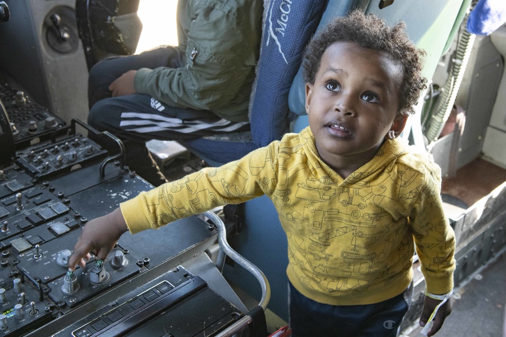 Mobility aviators inspire youth at Aviation Day