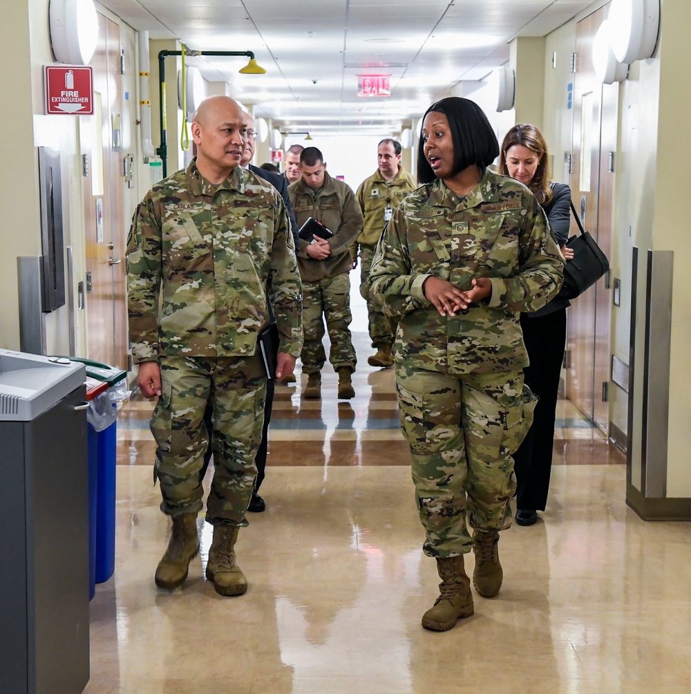 Brig. Gen. Jimmy Canlas visits Team Dover