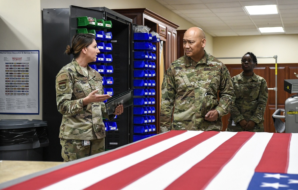 Brig. Gen. Jimmy Canlas visits Team Dover