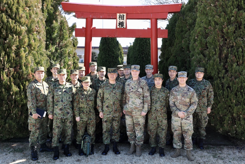 Japan Air Defense School Commandant visits 38th Air Defense Artillery Brigade Headquarters
