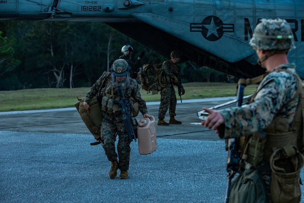 BLT 1/5 rehearses rapid embassy reinforcement