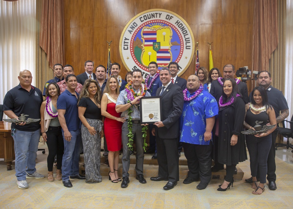 Retired Recon Marine Receives Award for Work in Community