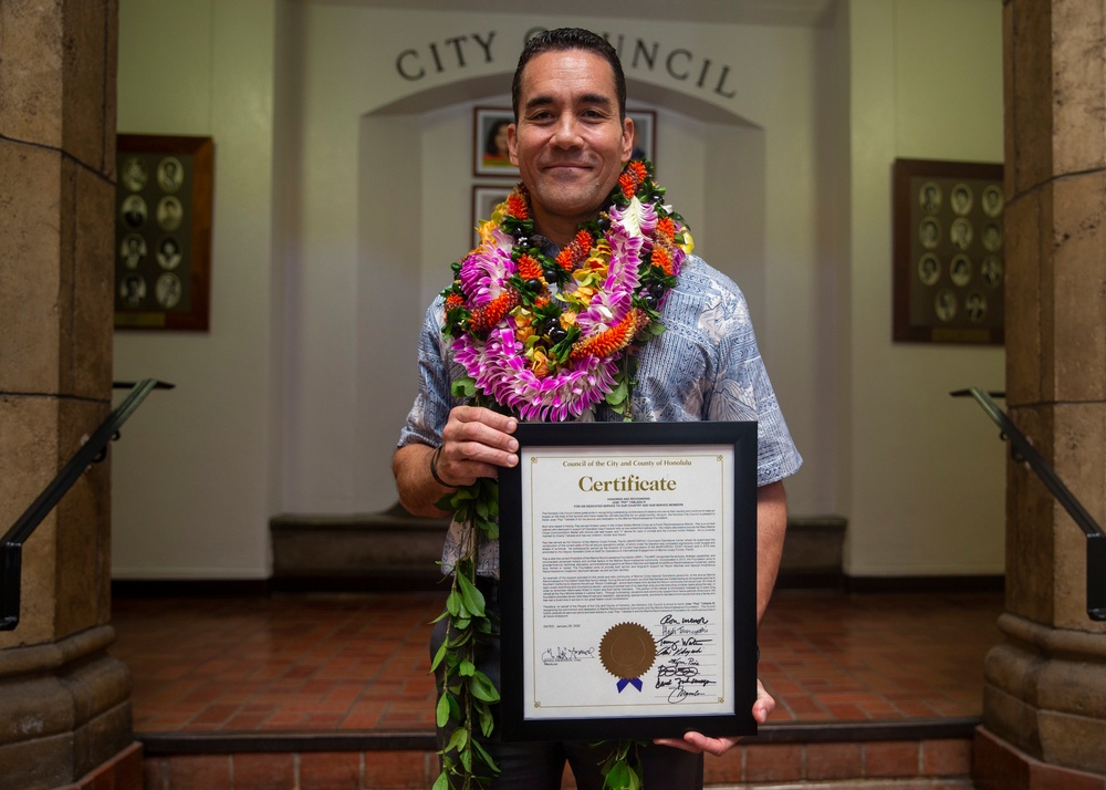 Retired Recon Marine Receives Award for Work in Community