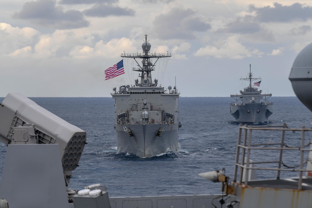 USS Green Bay (LPD 20) sails with U.S Ships