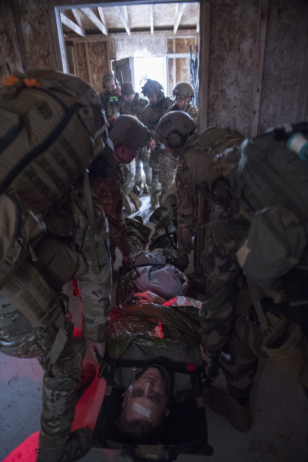 DAGRE, Combat medics participate in EW 20-1 Mass Casualty scenario