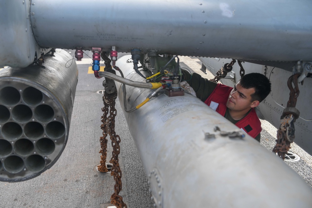 USS Green Bay (LPD 20) Marine Operations