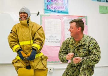 CSS-15 Sailors Teach Ocean of Knowledge to 8th Grade Students