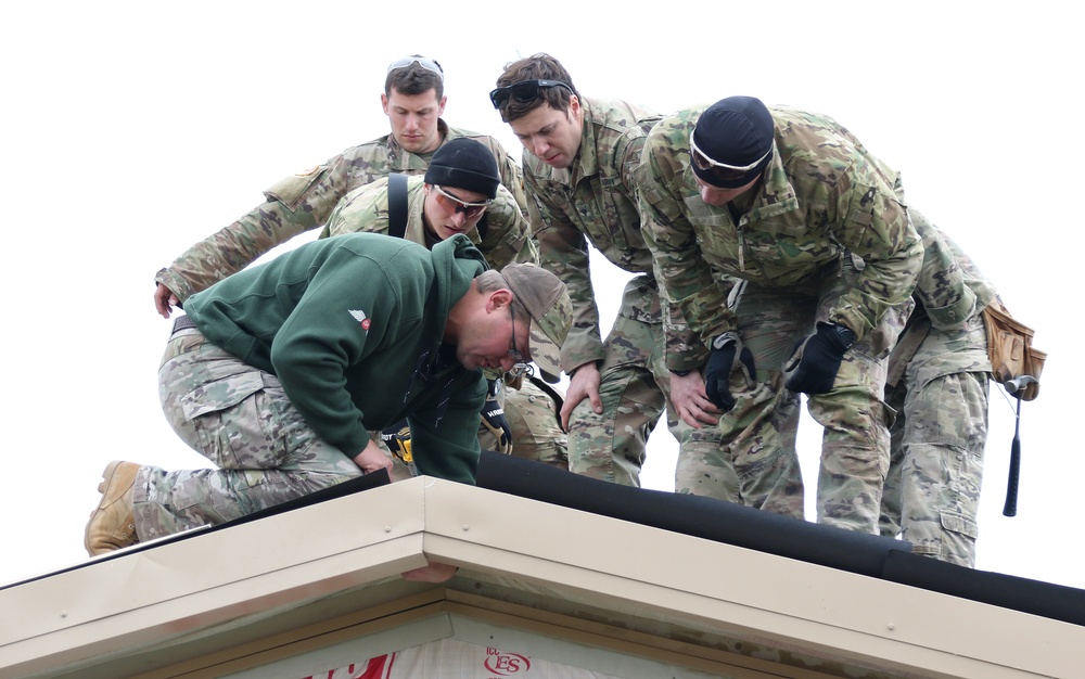 USAJFKSWCS Students Undergo Construction Training