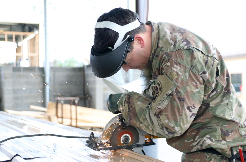 USAJFKSWCS Students Undergo Construction Training