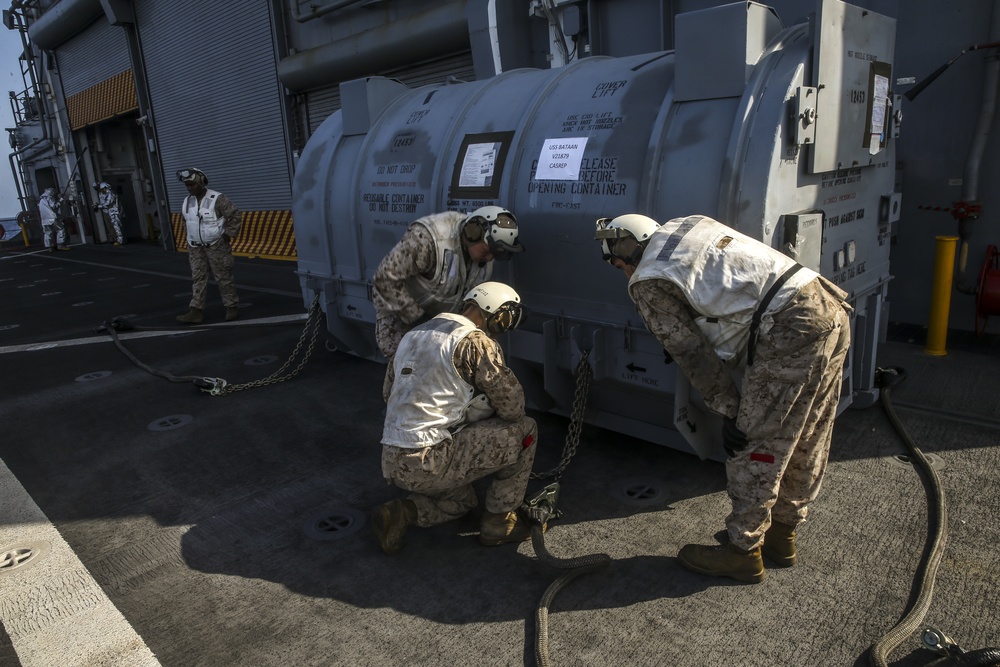 Helicopter Support Team delivers Harrier engine
