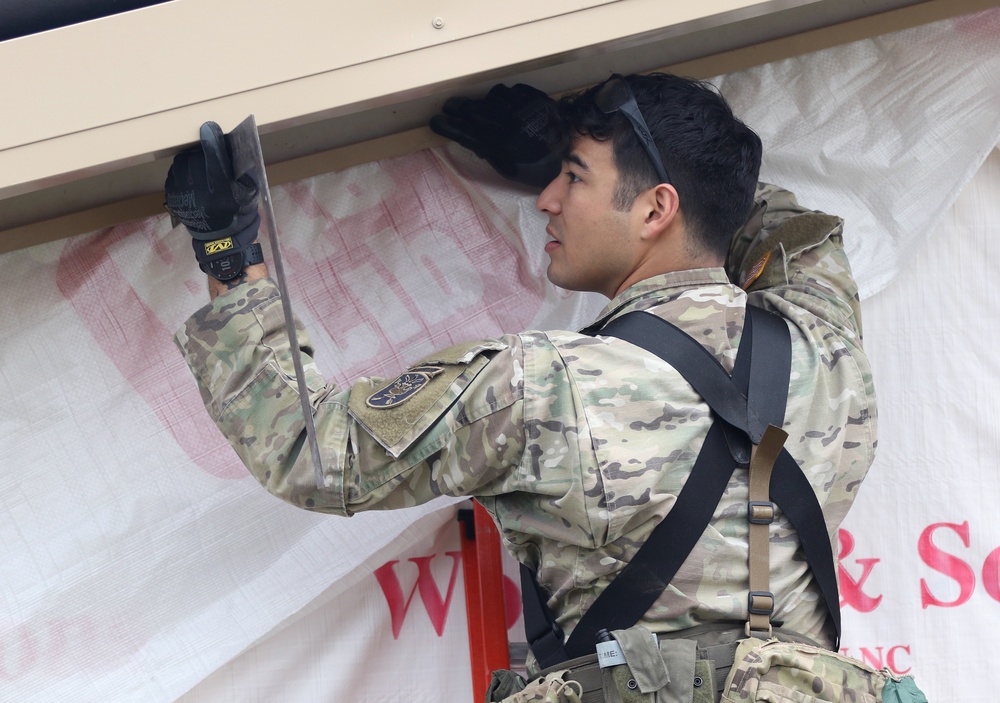 USAJFKSWCS Students Undergo Construction Training