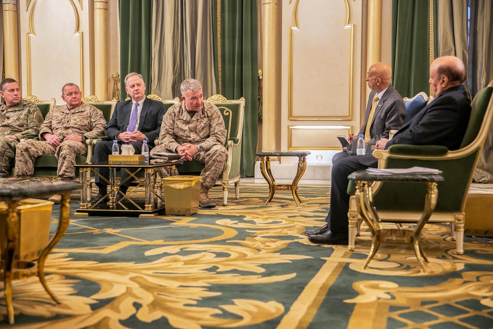 USCENTCOM commander meeting with the president of Yemen