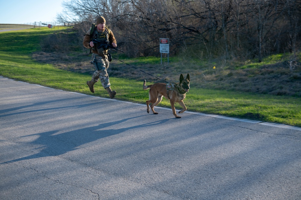 AETC selects world-wide Defender Challenge team