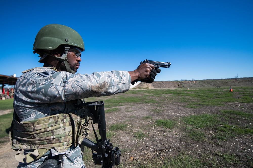 AETC selects world-wide Defender Challenge team