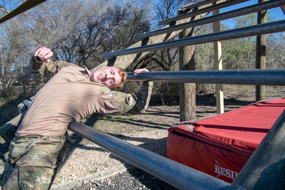 AETC selects world-wide Defender Challenge team