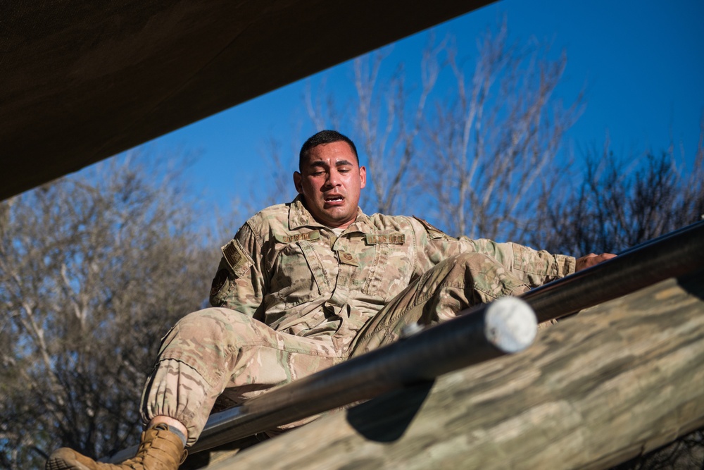 AETC selects world-wide Defender Challenge team