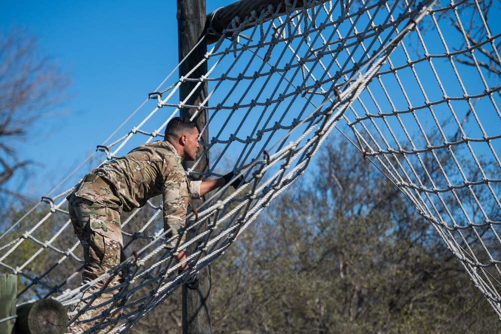 AETC selects world-wide Defender Challenge team