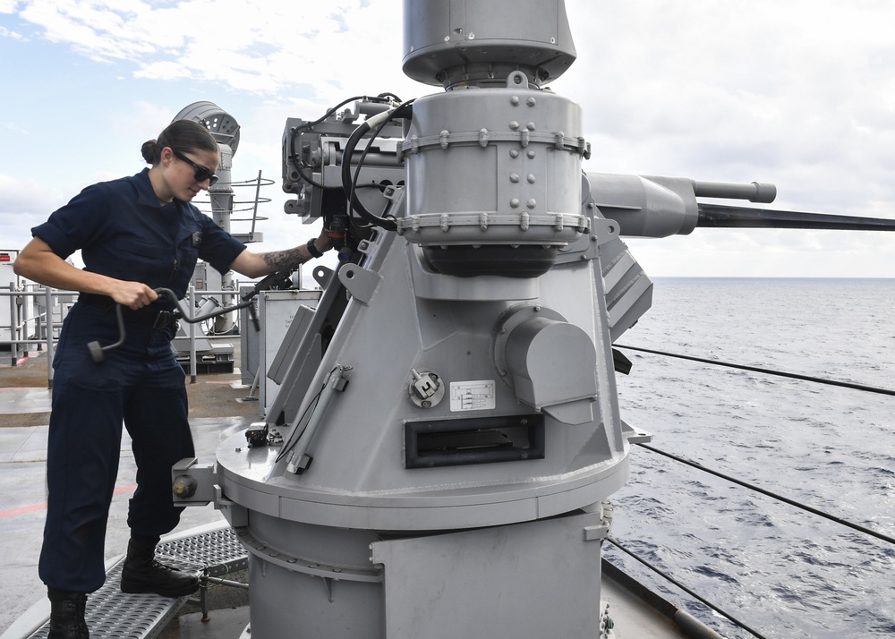 USS Germantown (LSD 42) MK-38 25mm machine gun maintenance