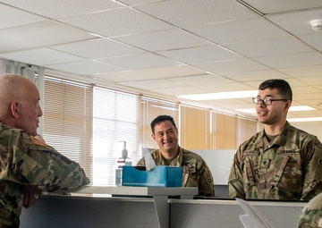 Chief of Army Reserve visits Fort Bliss Mobilization Brigade