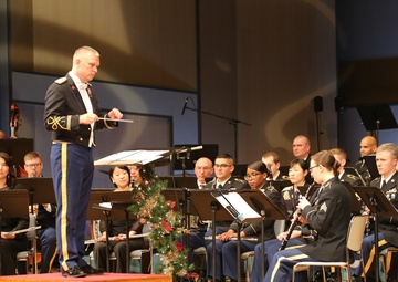 Annual holiday concert featuring USARJ Band cements bilateral relationship with Zama City
