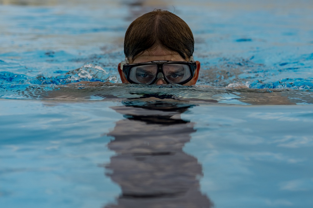Marines, sailors endure water survival advanced training