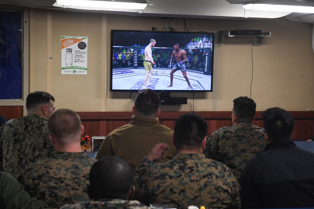 MWR game night on USS Oak Hill