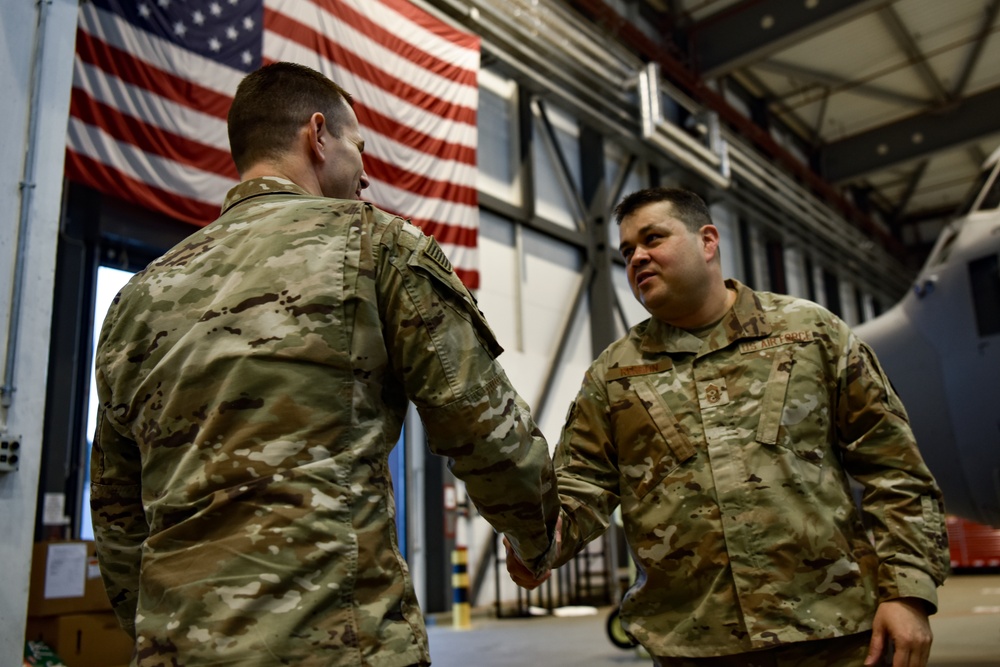 Airlifter of the Week: Leading one lesson at a time